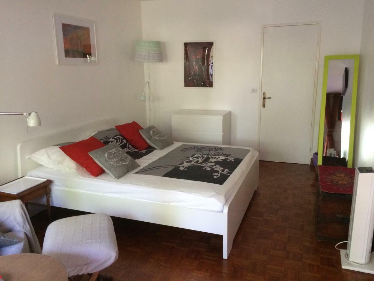 Apartment Les Muriers Blancs Aix-en-Provence Exteriör bild